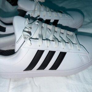 Adidas Cloudfoam Men's Size m12 Running Shoes HWI 28Y001 Black/White